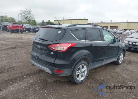 2015 Ford Escape Se z USA, uszkodzony, nr VIN 1FMCU9GX5FUB99018